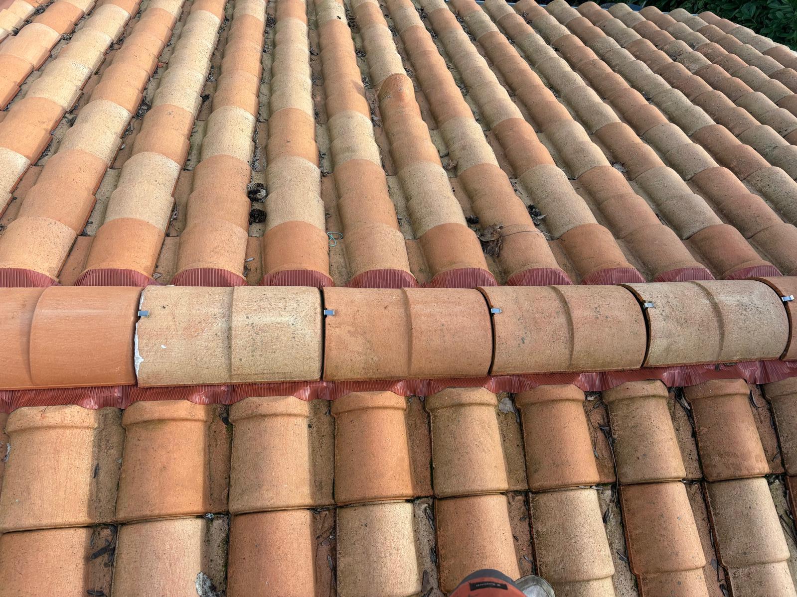 Couvreur Bouguenais - Rénovation faitage