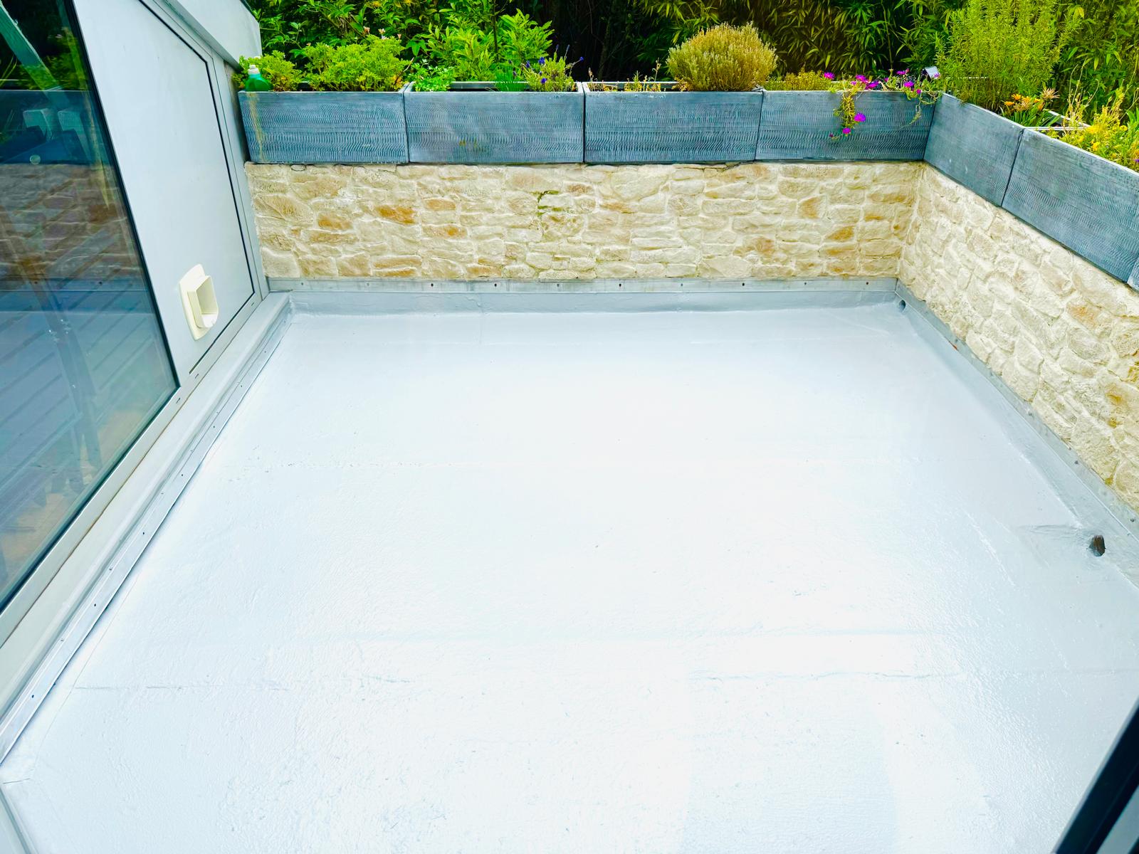 Étanchéité toit terrasse à Nantes en résine